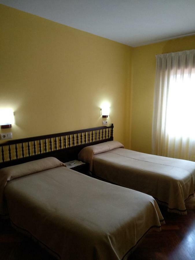 Hotel Corinto Pontevedra Extérieur photo